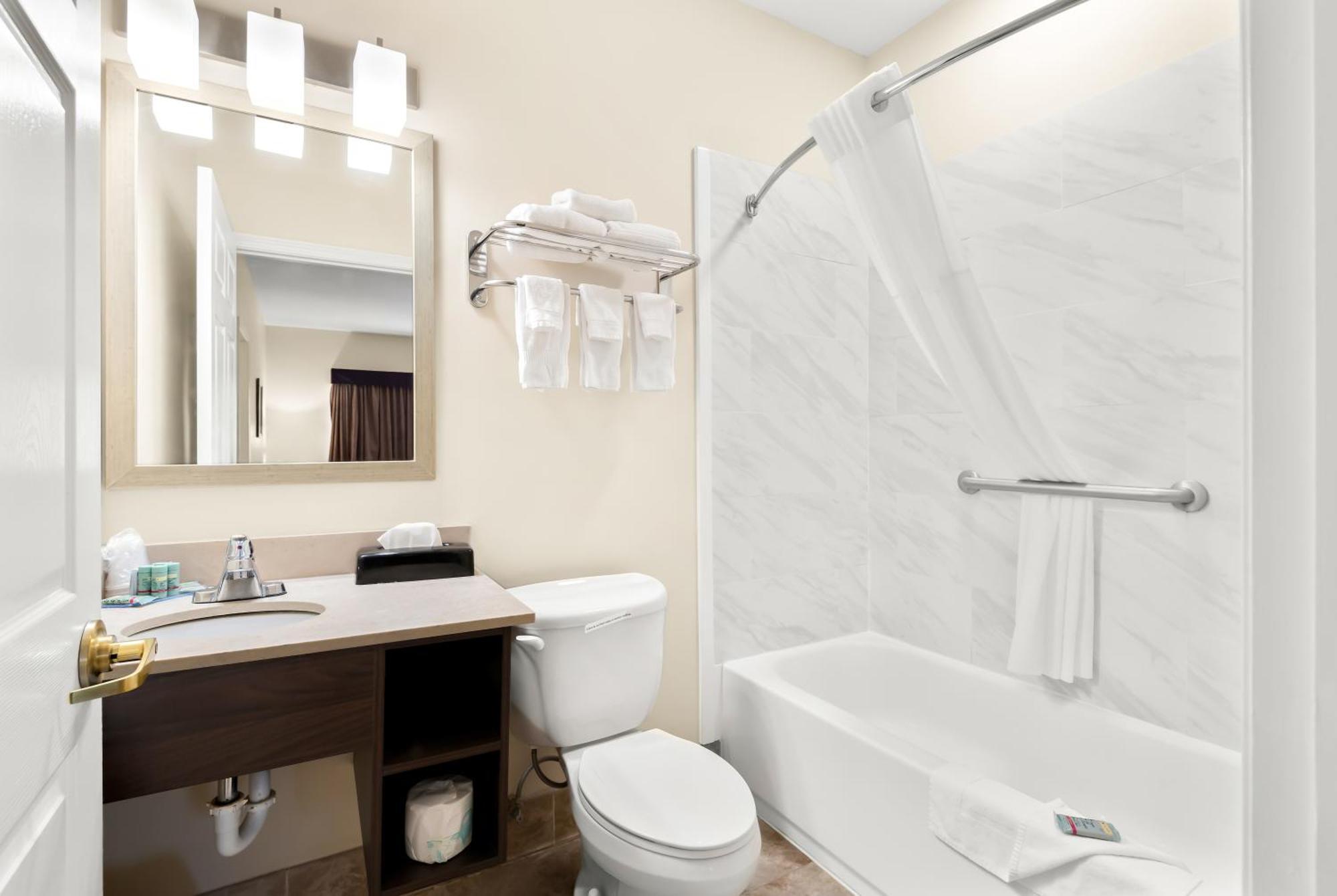 Best Western Palmyra Inn&Suites Exterior foto