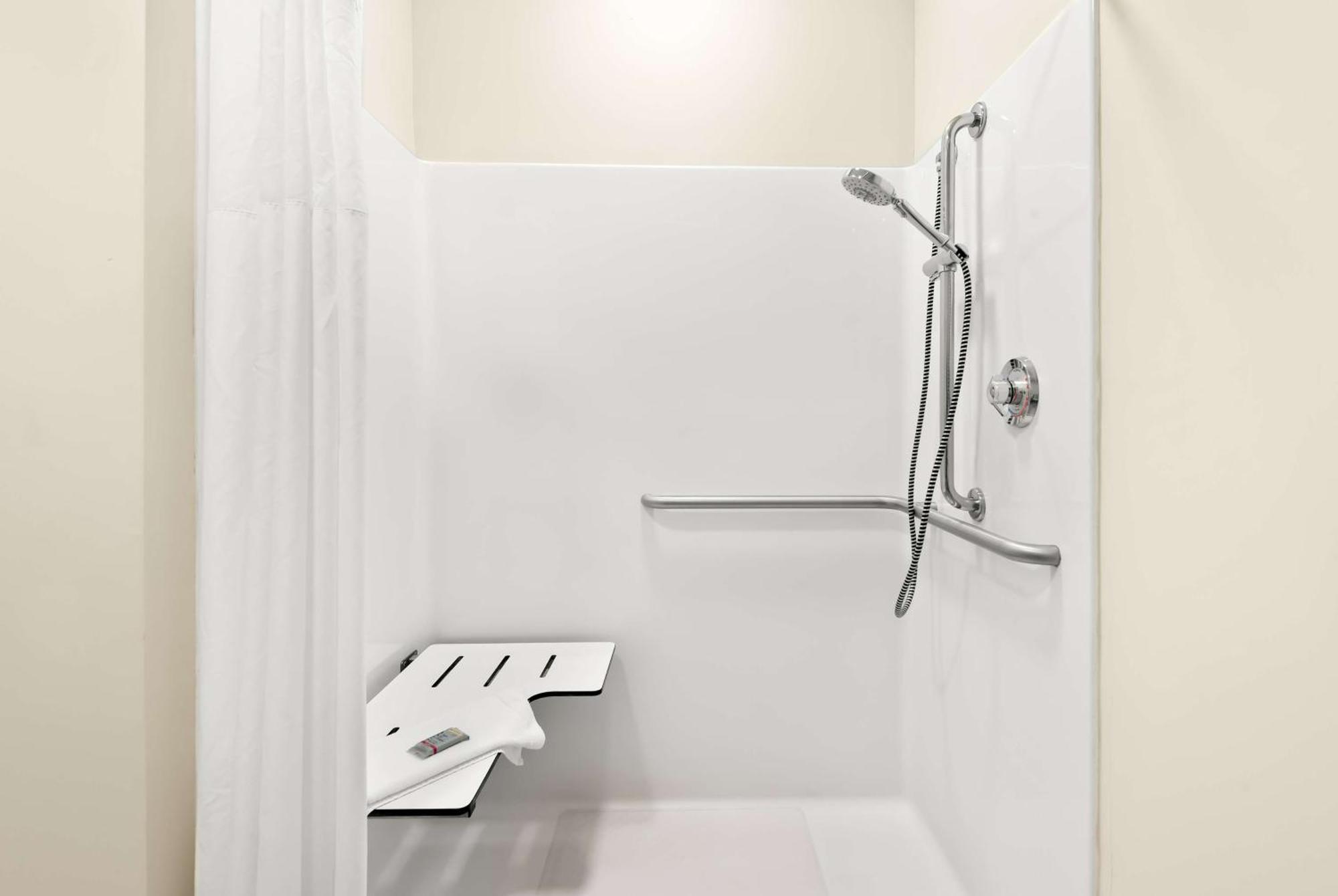 Best Western Palmyra Inn&Suites Exterior foto
